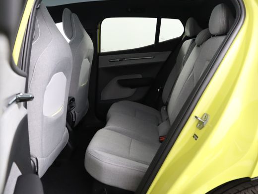 Volvo  EX30 Single Motor Extended Range Ultra 69 kWh Direct leverbaar! ActivLease financial lease