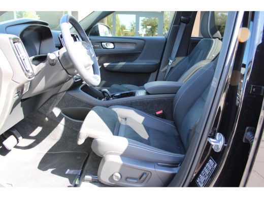 Volvo  EX40 Twin Motor Performance Ultra 82 kWh Direct leverbaar | Full Option | Lighting Pack | Visual Park ... ActivLease financial lease