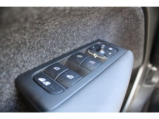 Volvo  EX40 Twin Motor Performance Ultra 82 kWh Direct leverbaar | Full Option | Lighting Pack | Visual Park ... ActivLease financial lease
