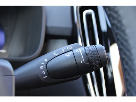Volvo  EX40 Twin Motor Performance Ultra 82 kWh Direct leverbaar | Full Option | Lighting Pack | Visual Park ... ActivLease financial lease