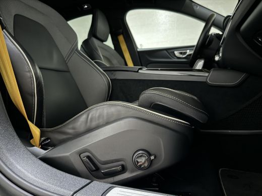Volvo  S60 2.0 T8 AWD Polestar Engineered B&W Pano Trekh. 360° Autopilot ActivLease financial lease
