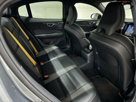 Volvo  S60 2.0 T8 AWD Polestar Engineered B&W Pano Trekh. 360° Autopilot ActivLease financial lease