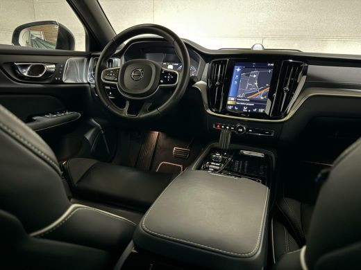 Volvo  S60 2.0 T8 AWD Polestar Engineered B&W Pano Trekh. 360° Autopilot ActivLease financial lease