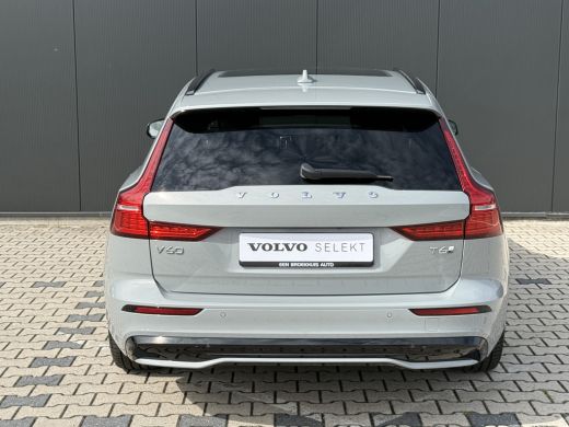 Volvo  V60 2.0 T6 Plug-in hybrid AWD Ultra Dark | Trekhaak | Stoel en stuurwiel verwarming | BLIS | Head-up ... ActivLease financial lease