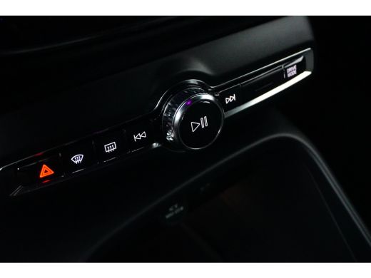 Volvo  XC40 1.5 T4 Recharge Core Bright | PDC + Camera | Adaptive Cruiscontrol | Elektrische Achterklep | 18 ... ActivLease financial lease