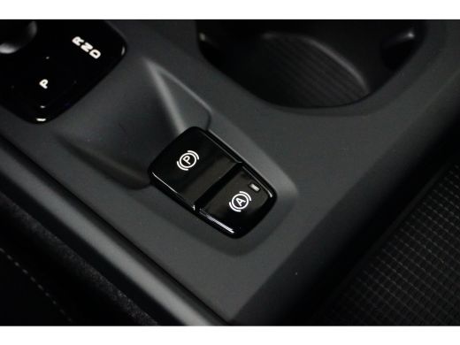 Volvo  XC40 1.5 T4 Recharge Core Bright | PDC + Camera | Adaptive Cruiscontrol | Elektrische Achterklep | 18 ... ActivLease financial lease