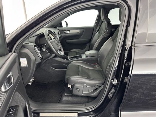 Volvo  XC40 Recharge P8 AWD R-Design [ 3-Fase ] (INCL-BTW) *DIGI-COCKPIT | FULL-LED | PREMIUM-AUDIO | TOP-VIE... ActivLease financial lease