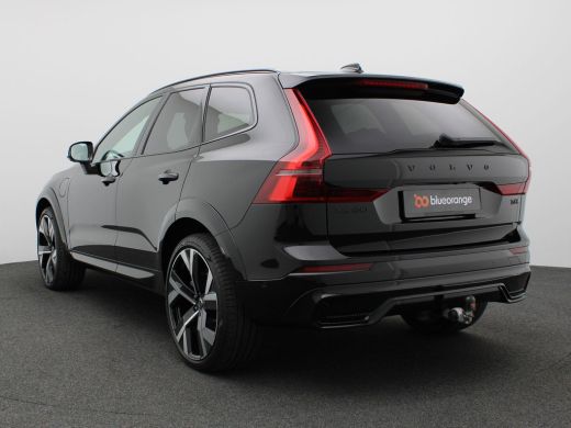 Volvo  XC60 2.0 T6 Plug-in hybrid AWD Plus Black Edition Facelift, Trekhaak inklapbaar, Panoramadak, 22" velg... ActivLease financial lease