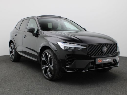 Volvo  XC60 2.0 T6 Plug-in hybrid AWD Plus Black Edition Facelift, Trekhaak inklapbaar, Panoramadak, 22" velg... ActivLease financial lease