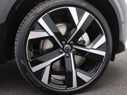 Volvo  XC60 2.0 T6 Plug-in hybrid AWD Plus Black Edition Facelift, Trekhaak inklapbaar, Panoramadak, 22" velg... ActivLease financial lease