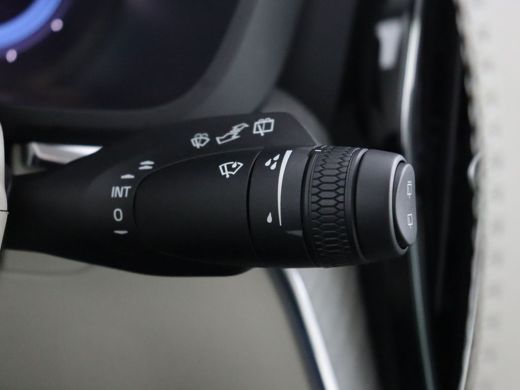 Volvo  XC60 2.0 T6 Plug-in hybrid AWD Plus Bright | Panoramisch schuif/kanteldak | Stoel & stuurwielverwarmin... ActivLease financial lease
