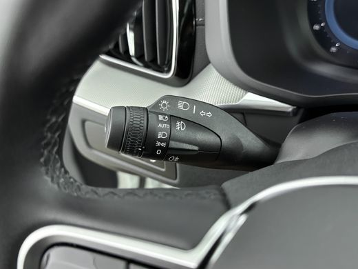 Volvo  XC60 2.0 T8 Plug-in hybrid AWD Ultra Dark | CRYSTAL WHITE | Luchtvering | Trekhaak | Alarm | Extra get... ActivLease financial lease