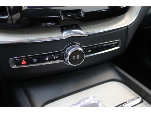 Volvo  XC60 T6 340PK Inscription | HK Audio | Getint Glas | 22'' | Adap Cruise | Panoramadak | ActivLease financial lease