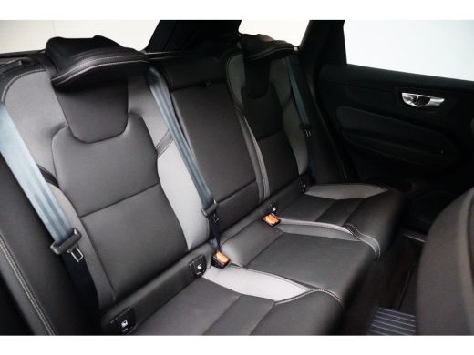 Volvo  XC60 T6 Plus Dark Plug-in Hybrid | Cruise control adaptief met Stop&Go en stuurhulp | Elektrisch bedie... ActivLease financial lease