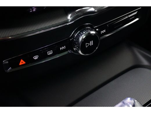 Volvo  XC60 T6 Plus Dark Plug-in Hybrid | Cruise control adaptief met Stop&Go en stuurhulp | Elektrisch bedie... ActivLease financial lease