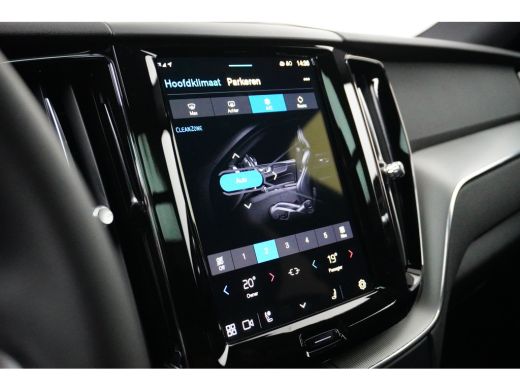 Volvo  XC60 T6 Plus Dark Plug-in Hybrid | Cruise control adaptief met Stop&Go en stuurhulp | Elektrisch bedie... ActivLease financial lease