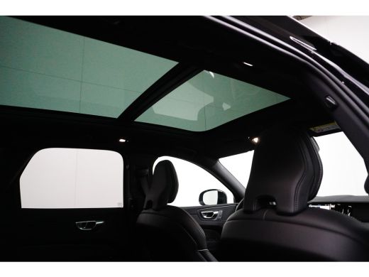 Volvo  XC60 T6 Plus Dark Plug-in Hybrid | Cruise control adaptief met Stop&Go en stuurhulp | Elektrisch bedie... ActivLease financial lease