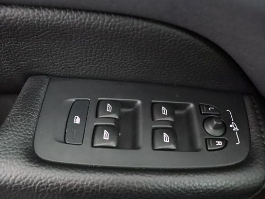 Volvo  XC60 T8 AWD Momentum Pro | Pilot Assist | BLIS | Stoel + Stuurwielverwarming | Panoramisch schuif/kant... ActivLease financial lease
