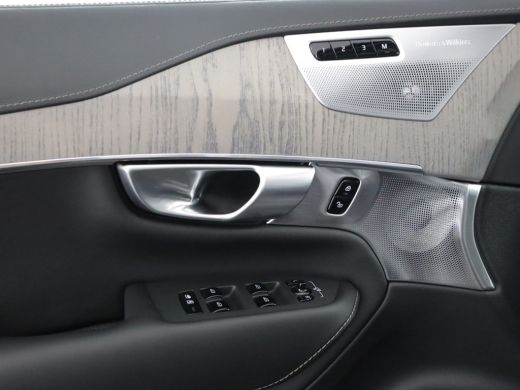 Volvo  XC90 2.0 T8 Recharge AWD Ultimate Dark | Luchtvering | Bowers & Wilkins | Trekhaak | 360° Camera | Pan... ActivLease financial lease