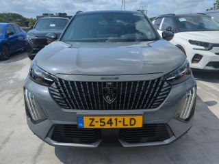Peugeot 2008 1.2 PureTech 130 GT | Navigatie | Trekhaak | Climate | Apple Carplay/Android Auto | Airco (automa...