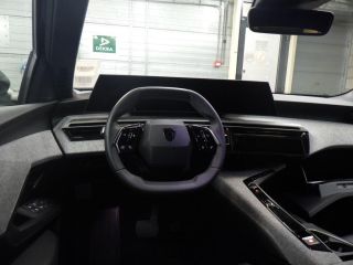 Peugeot e-3008 Allure 73 kWh | Navigatie | Climate | 360 Camera | Apple Carplay/Android Auto | | 11 kW lader | A...
