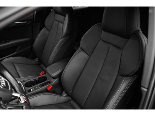 Audi A3 Sportback 40 TFSI e Business edition Camera achter |  Stoelverw. voor |  Ledere bekleding | Parke... ActivLease financial lease