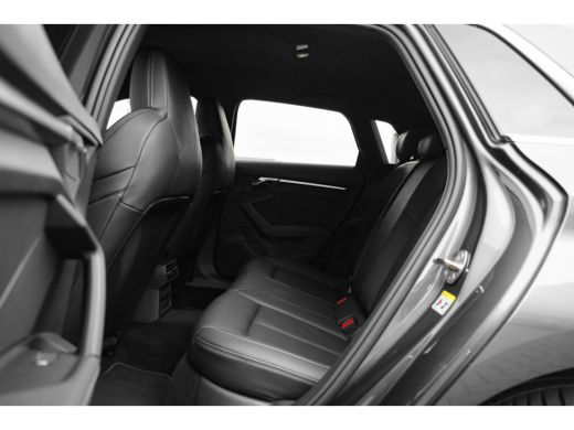 Audi A3 Sportback 40 TFSI e Business edition Camera achter |  Stoelverw. voor |  Ledere bekleding | Parke... ActivLease financial lease