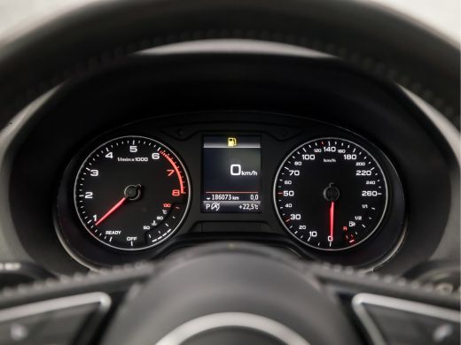 Audi Q2 1.4 TFSI S-Line Sport 150Pk Automaat (SCHUIFDAK, 2X S-LINE, GROOT NAVI, LEDER, SPORTSTOELEN, GETI... ActivLease financial lease
