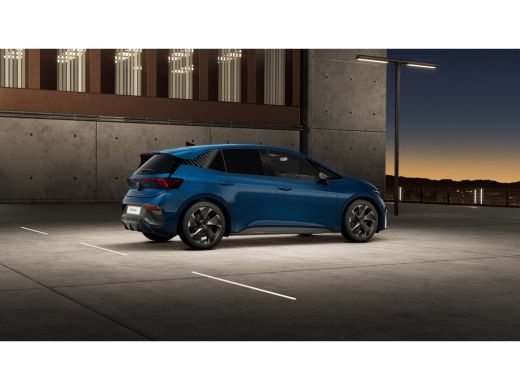 CUPRA Born Essential Limited Elektromotor 150 kW / 204 pk Hatchback Elektrische aandrijving ActivLease financial lease