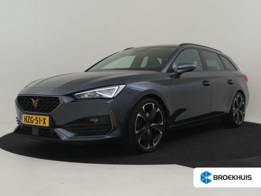 CUPRA Leon 1.4 e-Hybrid VZ Performance 245pk Trekhaak | Dodehoekdetctie | Adaptief cruise control | Camera a... CUPRA Leon 1.4 e-Hybrid VZ Performance 245pk Trekhaak | Dodehoekdetctie | Adaptief cruise control | Camera a...