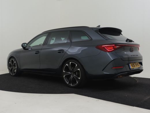CUPRA Leon 1.4 e-Hybrid VZ Performance 245pk Trekhaak | Dodehoekdetctie | Adaptief cruise control | Camera a... ActivLease financial lease