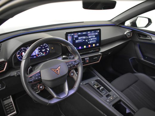 CUPRA Leon 1.4 e-Hybrid VZ Performance 245pk Trekhaak | Dodehoekdetctie | Adaptief cruise control | Camera a... ActivLease financial lease
