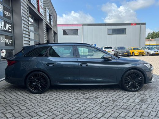 CUPRA Leon Sportstourer 1.4 245 pk e-Hybrid VZ Performance | Achteruitrijcamera | Apple Carplay/Android Auto|telefooninte... ActivLease financial lease