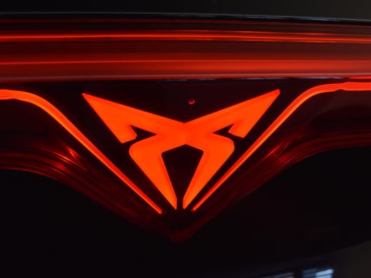 CUPRA Terramar Essential 150pk DSG/AUTO App connect | Fabrieksgarantie | Camera achter | Navigatie via app | Ada... ActivLease financial lease