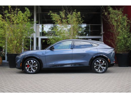 Ford Mustang Mach-E Mach-E Extended First Edition AWD 98 kWh | 12% bijtelling | BTW auto | Pano | B&O | Adapt. Cruise... ActivLease financial lease