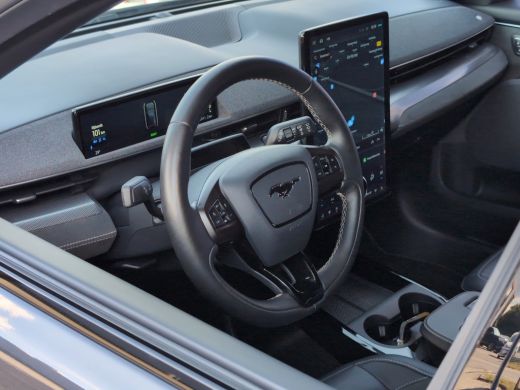 Ford Mustang Mach-E Mach-E GT Extended AWD 98 kWh 487pk | BTW | Adap. Cruise | Apple Carplay ActivLease financial lease