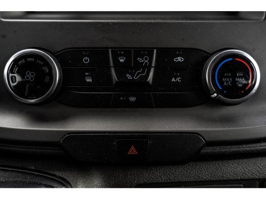 Ford Transit Custom **2.0 TDCI 131PK L2H1 | 6-Zits | Cruise | Airco | PDC | Euro 6** ActivLease financial lease