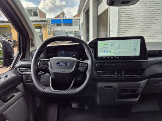 Ford Transit Custom 320 2.0 TDCI L2H1 Limited Dubbele cabine 136pk | Voorruitverw. | Navi | Carplay | Camera | Trekha... ActivLease financial lease