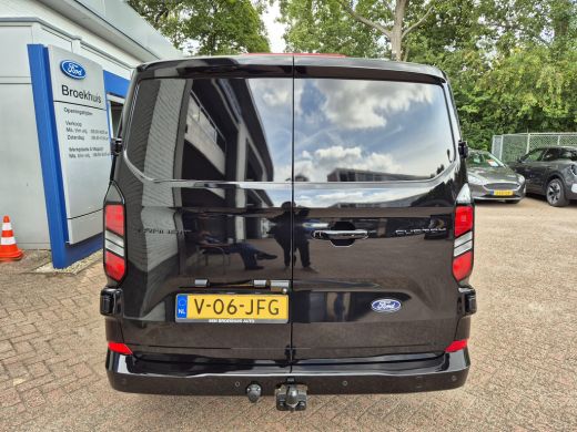 Ford Transit Custom 320 2.0 TDCI L2H1 Limited Dubbele cabine 136pk | Voorruitverw. | Navi | Carplay | Camera | Trekha... ActivLease financial lease