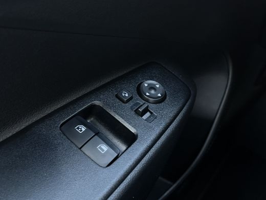 Hyundai i10 1.0 67pk Comfort | LED | Airco | Carplay | Navigatie | Bluetooth | Cruisecontrol | 1e Eigenaar ActivLease financial lease