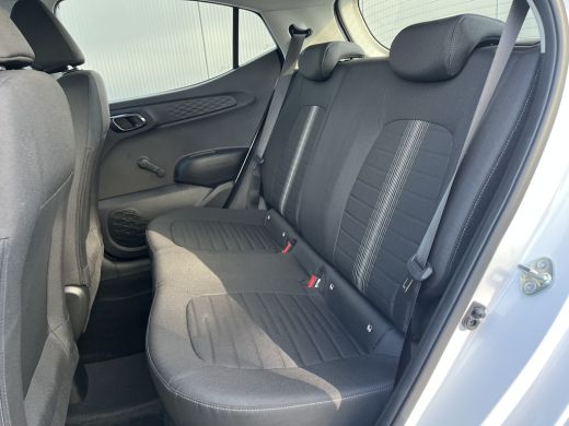 Hyundai i10 1.0 67pk Comfort | LED | Airco | Carplay | Navigatie | Bluetooth | Cruisecontrol | 1e Eigenaar ActivLease financial lease