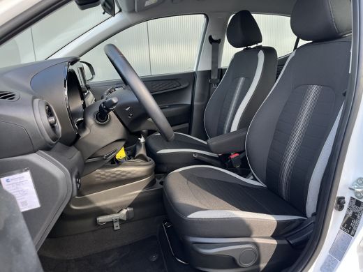 Hyundai i10 1.0 67pk Comfort | LED | Airco | Carplay | Navigatie | Bluetooth | Cruisecontrol | 1e Eigenaar ActivLease financial lease