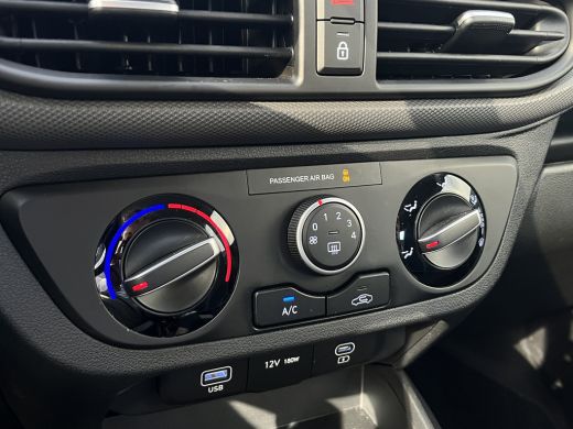 Hyundai i10 1.0 67pk Comfort Smart | LED | Airco | Carplay | Camera | Navigatie | Bluetooth | Cruisecontrol |... ActivLease financial lease
