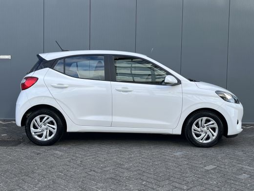 Hyundai i10 1.0 67pk Comfort Smart | LED | Airco | Carplay | Camera | Navigatie | Bluetooth | Cruisecontrol |... ActivLease financial lease