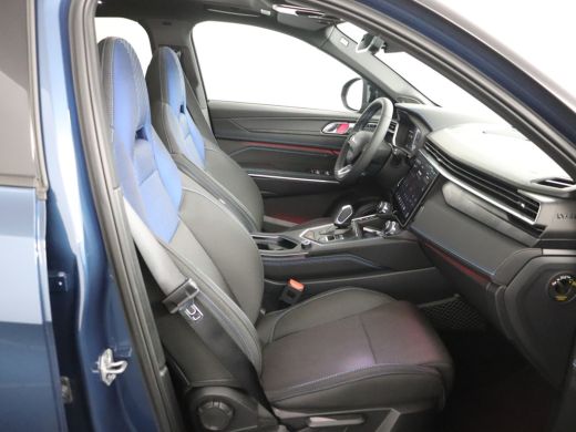 Lynk & Co 01 1.5 | Stoel + Stuurwielverwarming | Zwarte hemelbekleding | Adaptieve cruise control | BLIS | Pan... ActivLease financial lease