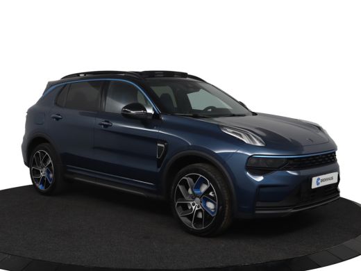 Lynk & Co 01 1.5 | Stoel + Stuurwielverwarming | Zwarte hemelbekleding | Adaptieve cruise control | BLIS | Pan... ActivLease financial lease