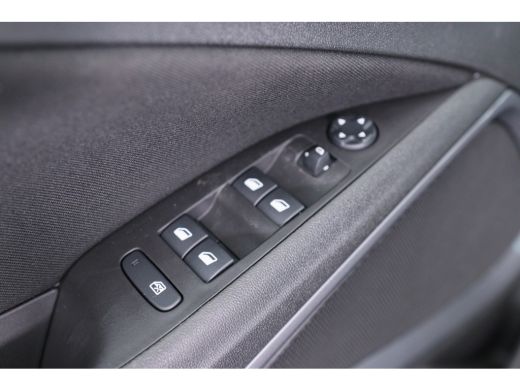 Opel Crossland 1.2 Turbo Elegance | LED | Navi By App | Clima | Winter Pakket | Camera | DAB | Cruise Control | ... ActivLease financial lease