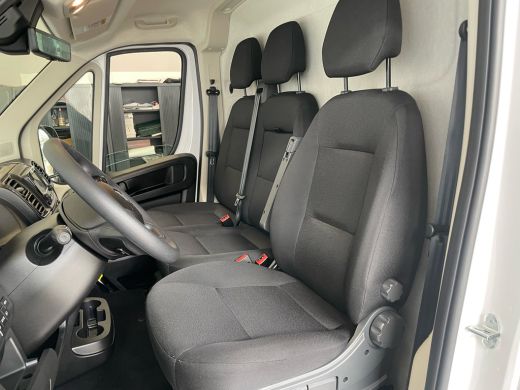 Opel Movano 2.2D 120 S&S L2H1 3.0t | Camera | Parkeersensoren | Trekhaak | | 2 zitplaatsen rechtsvoor | Achte... ActivLease financial lease