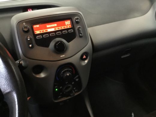 Peugeot 108 1.0 e-VTi Active ActivLease financial lease