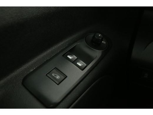 Peugeot Partner 1.6 BlueHDI L1H1 Airco Carplay Cruise Trekhaak Navi Parkeersensoren Elektrpakket ActivLease financial lease